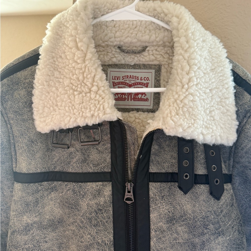 Levi’s Men's Shearling Aviator Jacket - Picture 9 of 11